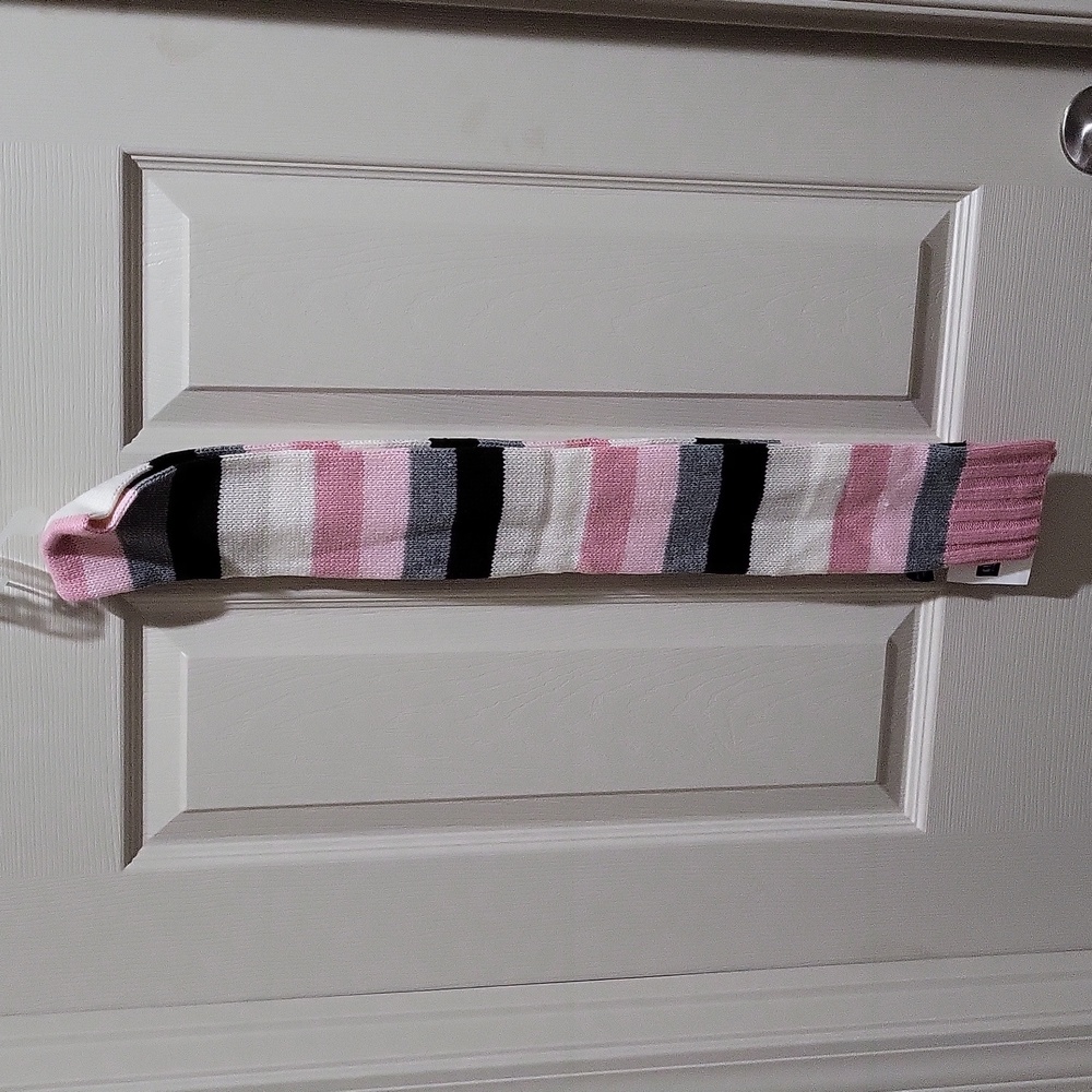 Gapkids scarf, 56"X4", Multicolor